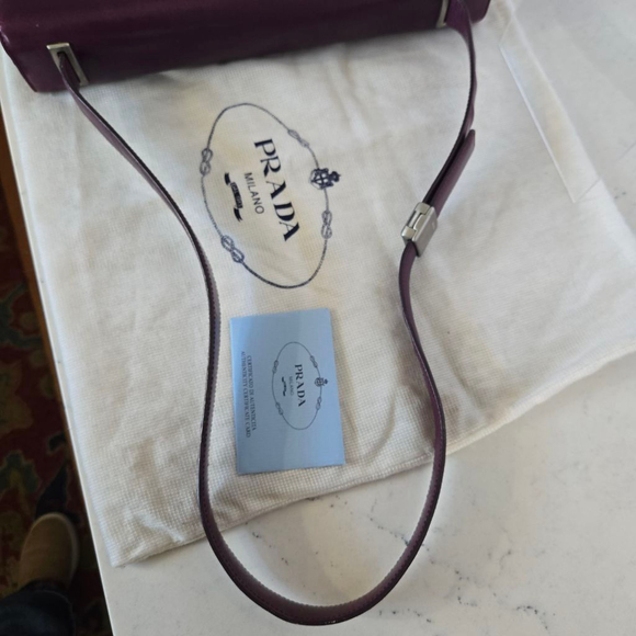 Vintage Prada Purple Leather Flap Shoulder Bag w/ Dustbag and Authenticity cards - Picture 7 of 16